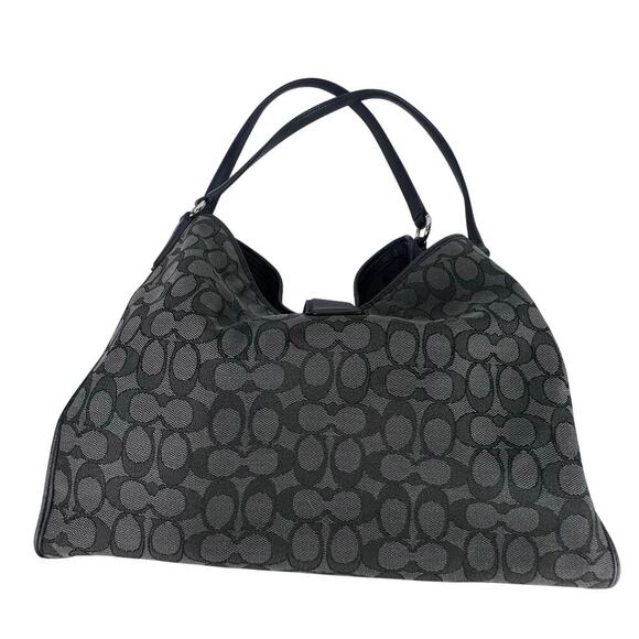 EUC Coach Outline SIGNATURE Carlyle Shoulder Bag BLACK SMOKE Silver Accents - Picture 3 of 12